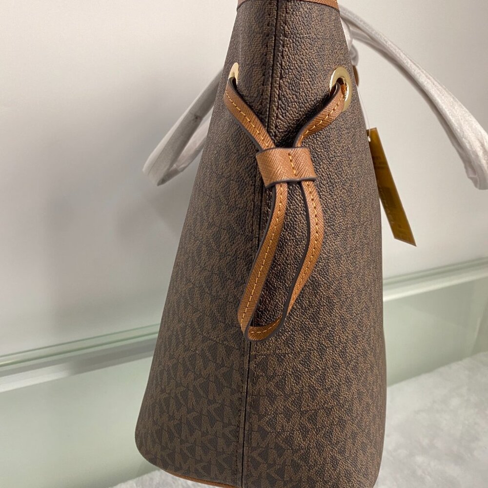 Michael Kors handbags - Picture 6 of 9